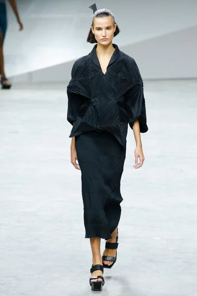 Look 31
